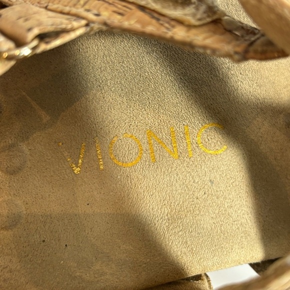 VIONIC Sz 8 Amber Sandals Mixed Media Hook & Loop Closure Orthotic Insole Shoes - Picture 3 of 7